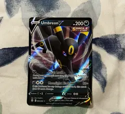 Umbreon V 094/203 SWSH Evolving Skies Holo Ultra Rare Pokemon TCG Card NM - Image 1