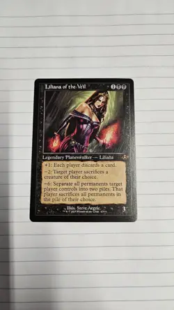 Liliana of the Veil (Retro Frame) Innistrad Remastered Regular - Image 1