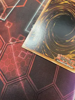 Yugioh! Great Dezard DB2-EN220 Super Rare VLP - Image 4
