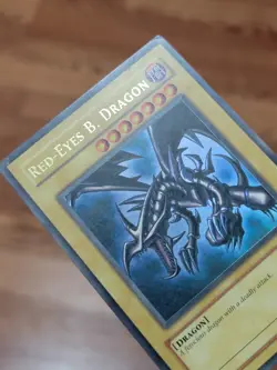 MP* Yugioh Red-Eyes Black Dragon SDJ-001 Unlimited Edition Holo Rare Yu-Gi-Oh! - Image 3