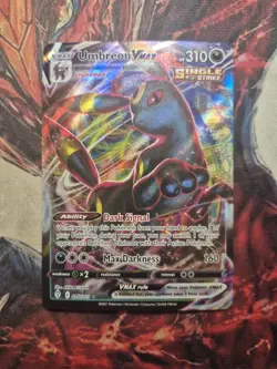 Umbreon VMAX 095/203 Evolving Skies Ultra Rare Pokemon Card Near Mint - Image 1