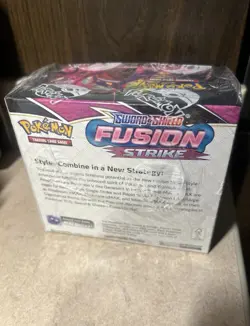 Pokemon TCG Sword & Shield Fusion Strike SEALED BOOSTER BOX 36 Packs Cards 2021 - Image 3
