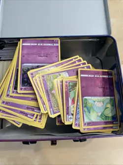 Pokemon TCG Bulk Lot Over 500 Rare, Uncommon Common Reverse Chilling Reign - Image 2