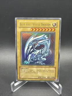 Yu-Gi-Oh! Blue-Eyes White Dragon SDK-001 (1996 Kazuki Takahashi LP) - Image 1