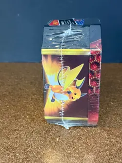 POKEMON HIDDEN FATES CHARIZARD GX FACTORY SEALED TIN - Image 4