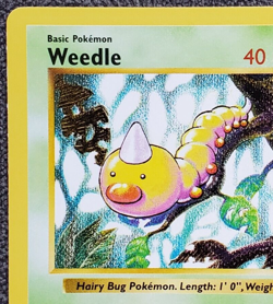 Shadowless Weedle - Base Set - #69/102 - Vintage Pokemon Card 1999 WOTC - Image 2