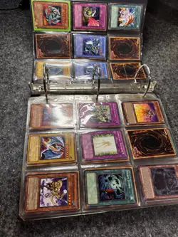 Yugioh Lot Book Collection of 400 cards - Image 2