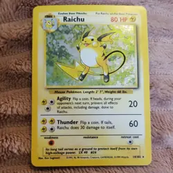 Pokemon Raichu 14/102 Base Set Holo Rare 80 HP Stage 1 English - Image 1