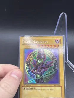 Yu-Gi-Oh! Dark Magician LOB-E003 Ultra Rare MP 1996 Kazuki Takahashi - Image 2