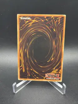 Yu-Gi-Oh! Dark Magician LOB-E003 Ultra Rare MP 1996 Kazuki Takahashi - Image 5