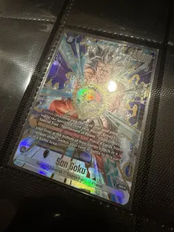 Son Goku FB09-037 Alternate Art Dual Evolution Dragon Ball Card English Fusion - Image 2