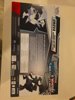 Pokemon TCG Black Bolt & White Flare Unova Heavy Hitters Premium Collection Box - Image 2
