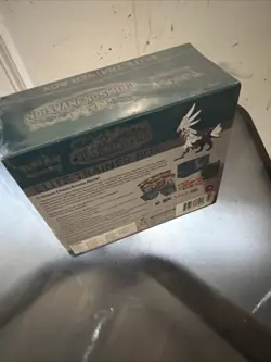Pokemon TCG : Sun & Moon Crimson Invasion Elite Trainer Box ETB - Sealed New - Image 2