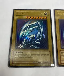 Blue Eyes White Dragon SDK-001 ULTRA PL/LP X3 - PLAYSET + MORE - Image 2