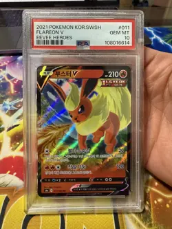 2021 POKEMON KOREAN SWORD & SHIELD EEVEE HEROES #011 FLAREON V PSA 10 - Image 1