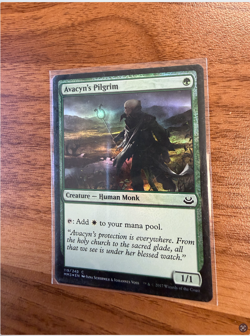 Avacyn's Pilgrim Modern Masters 2017 Foil magic the gathering ungraded - Image 1