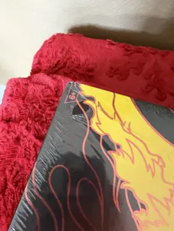 Pokemon TCG Team Rockets Moltrese Ultimate Collection Box New Small Tear - Image 5