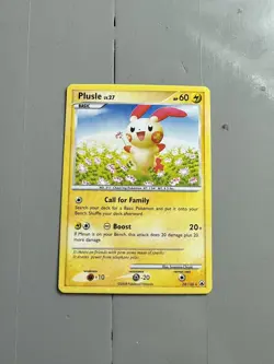 Plusle 28/100 - Non-Holo Rare Majestic Dawn Pokemon 2008 Card LP - Image 1