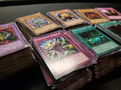 Yu-Gi-Oh! Vintage Common Bulk 900+ Cards - Played Condition - Image 2