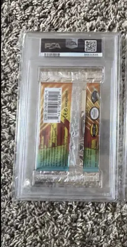 💎 2000 Pokemon Gym Hero's Lt. Surge 1st Edition Booster Pack MINT PSA 9 - Image 2