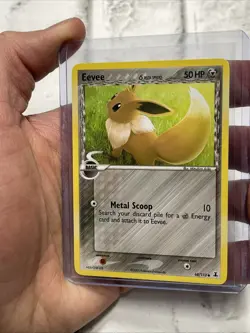 Eevee 68/113 Non Holo - Delta Species - Pokemon TCG English Vintage 2005 NM/MT - Image 2
