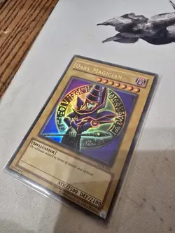 Yu-Gi-Oh! TCG Dark Magician LOB-005 Ultra Rare Lightly Played - Image 1
