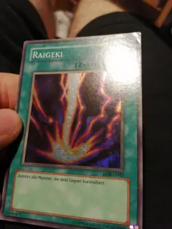 Yugioh Card Raigeki LOB-G042 Super Rare German Excellent - Image 2