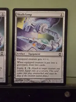 Magic: The Gathering Skullclamp Darksteel Regular - Image 1