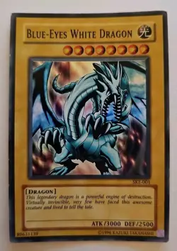 Yu-Gi-Oh Blue-Eyes White Dragon Holo SKE-001 Unlimited LP - Image 1