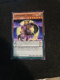 Lunalight Wolf - SHVI-EN012 - Common Unlimited Yugioh - Image 1