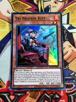 Tri-Brigade Kitt blvo-en010 1st Edition (NM+) Super Rare Yu-Gi-Oh! - Image 1