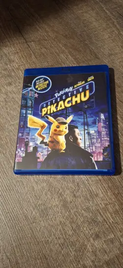 detective pikachu movie blu ray with promo card sealed new - Image 1