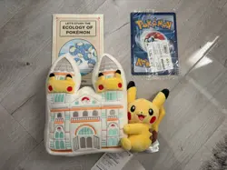 Pokemon x National History Museum Pikachu Jumbo Promo TCG Card & Plush Toy - Image 2