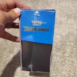 Pokemon Sword & Shield Elite Trainer Box (172-80670) - Image 4