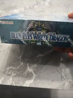 Yu gi oh 25th Anniversary Legend of Blue Eyes Booster Box New And Sealed - Image 2
