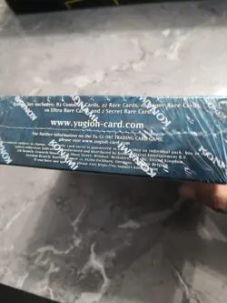 Yu gi oh 25th Anniversary Legend of Blue Eyes Booster Box New And Sealed - Image 3