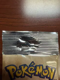 Rare Pokemon Unlimited Fossil Set Sealed Long Crimp Booster Pack - Image 2