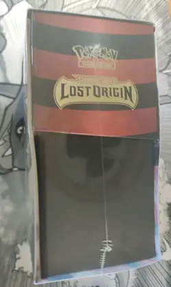 Pokemon TCG: Sword & Shield Lost Origin Elite Trainer Box (8 Packs per Box) - Image 3