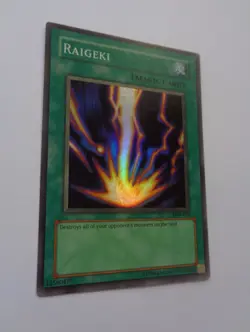 Raigeki LOB-053 (Super Rare, Unlimited, Lightly Played / LP) Yugioh - Image 1