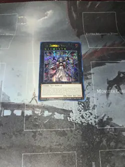 The Zombie Vampire MP23-EN024 25th Ann Tin: Dueling Heroes Mega Pack Yugioh NM - Image 3