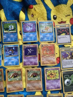 Vintage Pokemon Card Lot Of 30+ Non Holo Rares Commons And Uncommons All Nm - Image 3