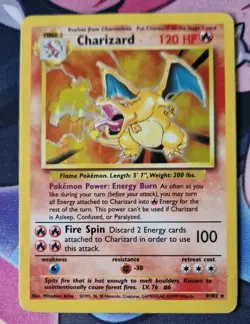 Pokemon TCG: Charizard 4/102 Base Set Holo Rare LP-MP - Image 1