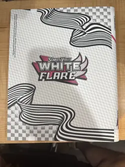 POKEMON OFFICIAL WHITE FLARE BINDER Collection *BINDER ONLY* - Image 2