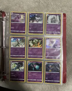 Pokemon TCG Mixed Card Lot Charizard Machamp Raichu Yveltal Grookey Holo Binder - Image 2