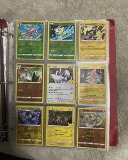 Pokemon TCG Mixed Card Lot Charizard Machamp Raichu Yveltal Grookey Holo Binder - Image 4