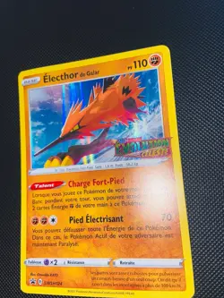 Carte Pokemon Electhor SWSH124 HOLO PROMO EB07 Evolution Celeste Kit AP STAMP - Image 2