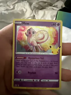 MEW 011/025 HOLO RARE CELEBRATIONS Pokemon NEAR MINT - Image 1