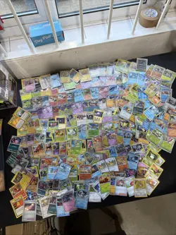 HUGE POKEMON CARD Bundle Joblot Holos Pokeballs - Hundreds Of Cards - Image 1