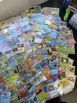 HUGE POKEMON CARD Bundle Joblot Holos Pokeballs - Hundreds Of Cards - Image 3