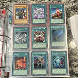 Konami Yu-Gi-Oh! TCG Binder Collection Kuriboh Elemental HERO Avian Clayman Lot - Image 3